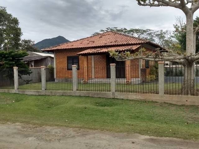 #381 - Casa para Locação em Porto Belo - SC - 2