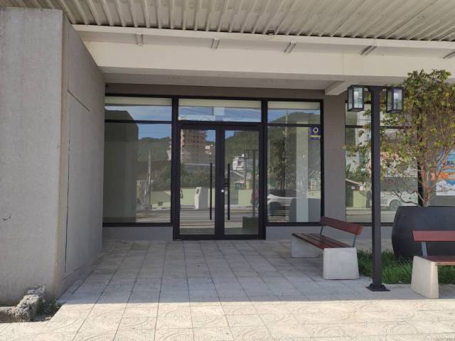 #544 - Sala para Locação em Porto Belo - SC - 1